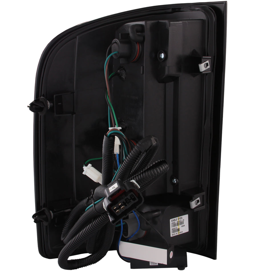 Tail Light Assembly For 2007-2014 Chevrolet Silverado 3500 HD 311224