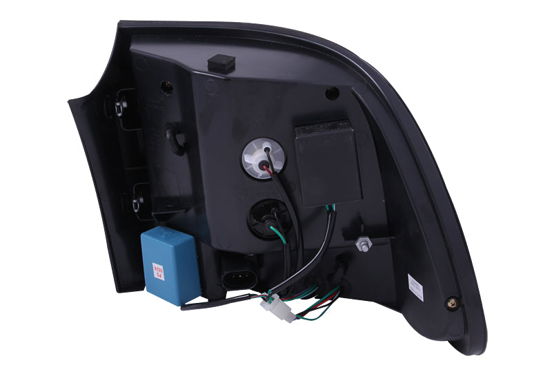 Tail Light Assembly For 2003-2006 Porsche Cayenne 321262