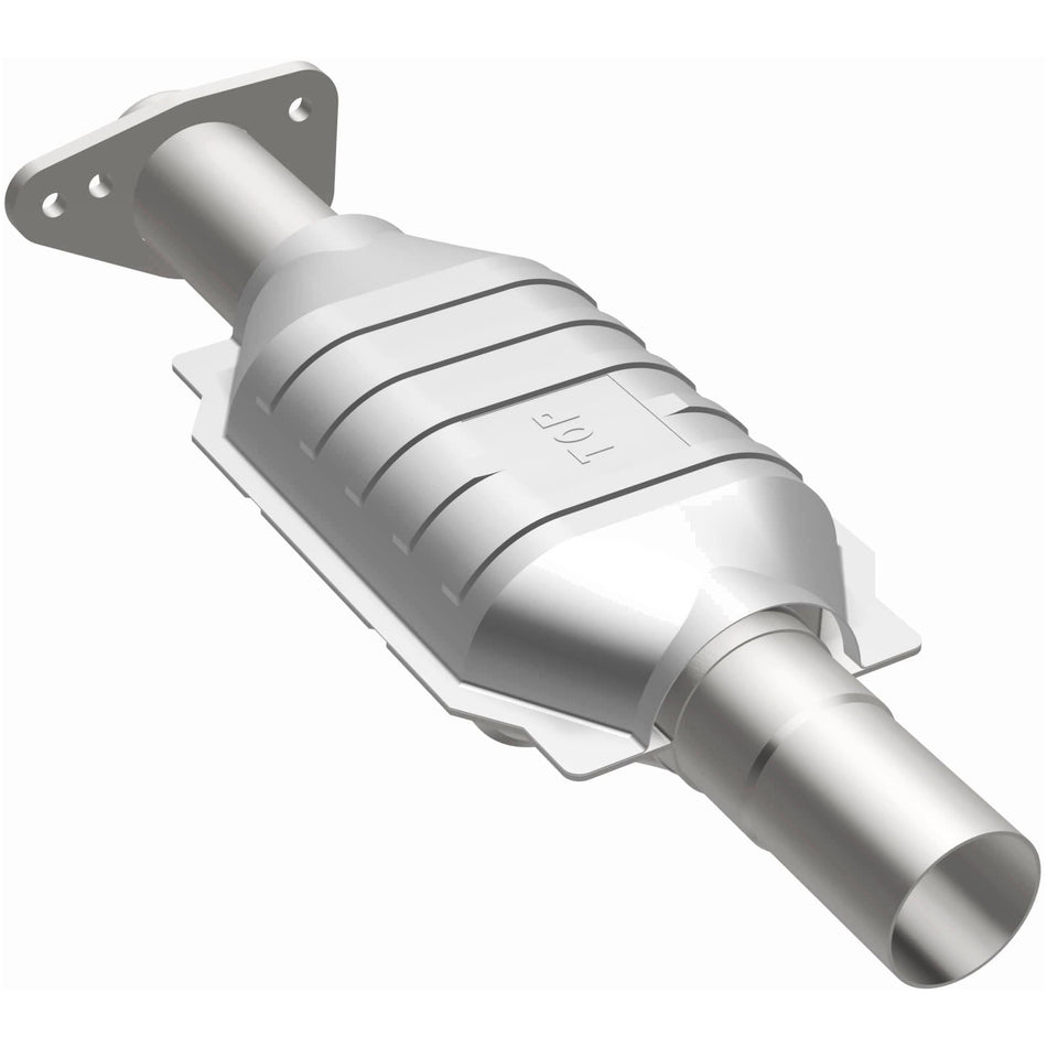 MagnaFlow Direct-Fit California Grade Catalytic Converter - 3322447
