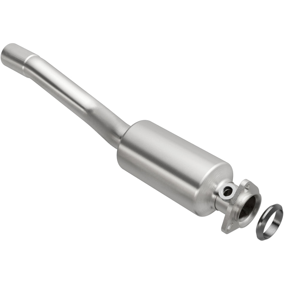 MagnaFlow Direct-Fit California Grade Catalytic Converter - 3322945