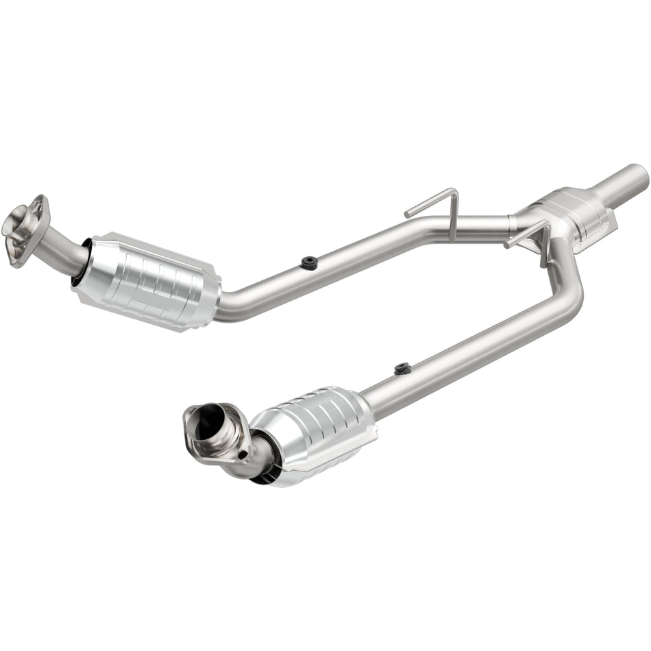 MagnaFlow Direct-Fit California Grade Catalytic Converter - 444080