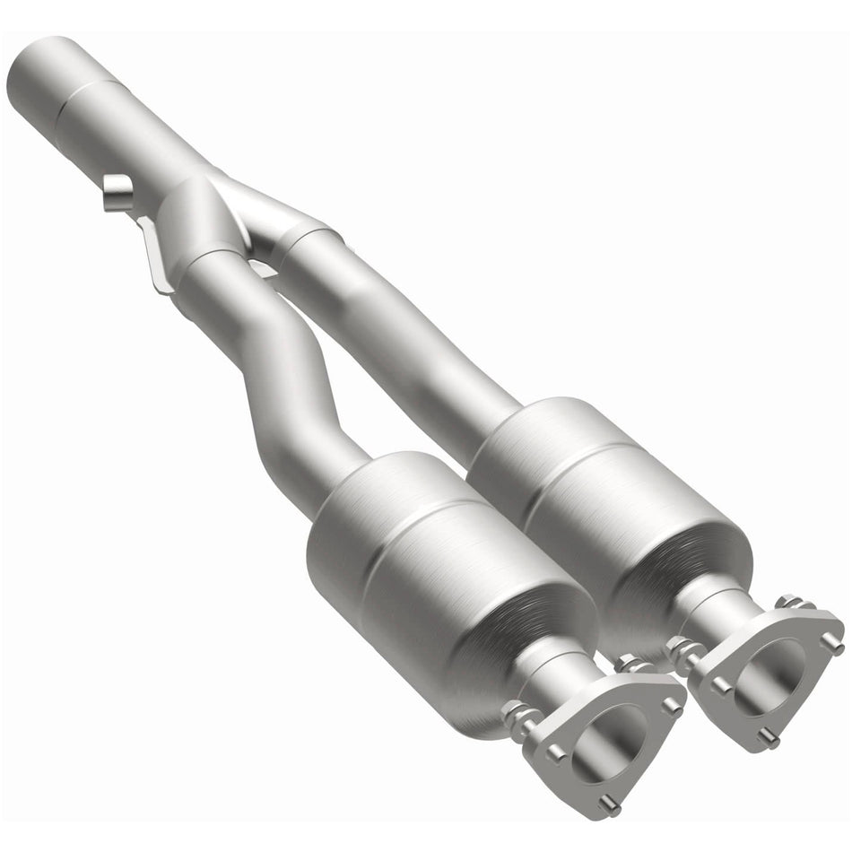 MagnaFlow Direct-Fit California Grade Catalytic Converter - 4481010