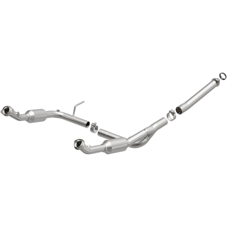 MagnaFlow Direct-Fit California Grade Catalytic Converter - 4551013