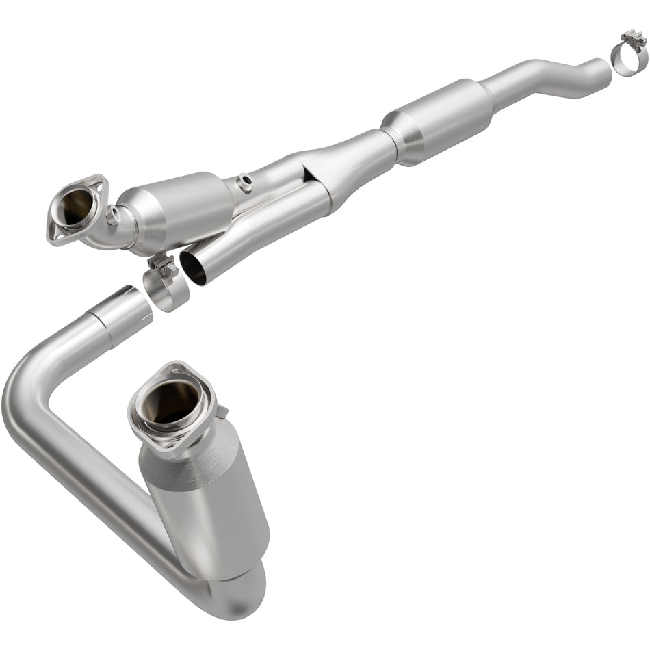 MagnaFlow Direct-Fit California Grade Catalytic Converter - 4583018
