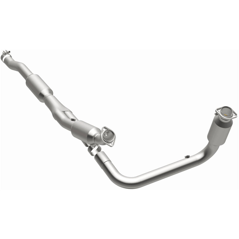 MagnaFlow Direct-Fit California Grade Catalytic Converter - 4583018