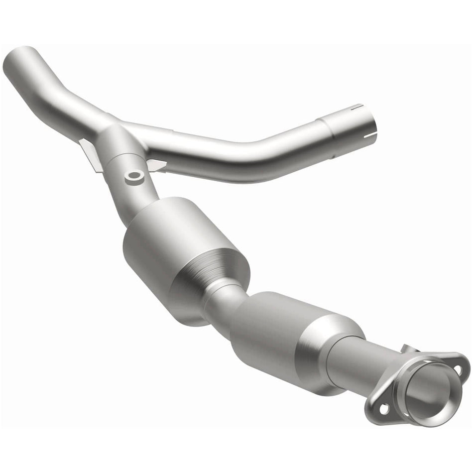MagnaFlow Direct-Fit California Grade Catalytic Converter - 4583310