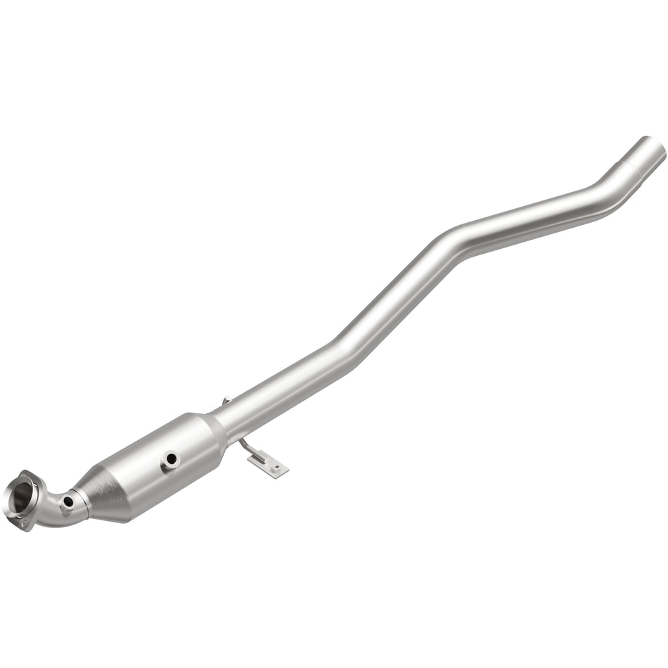 MagnaFlow Direct-Fit California Grade Catalytic Converter - 5551173