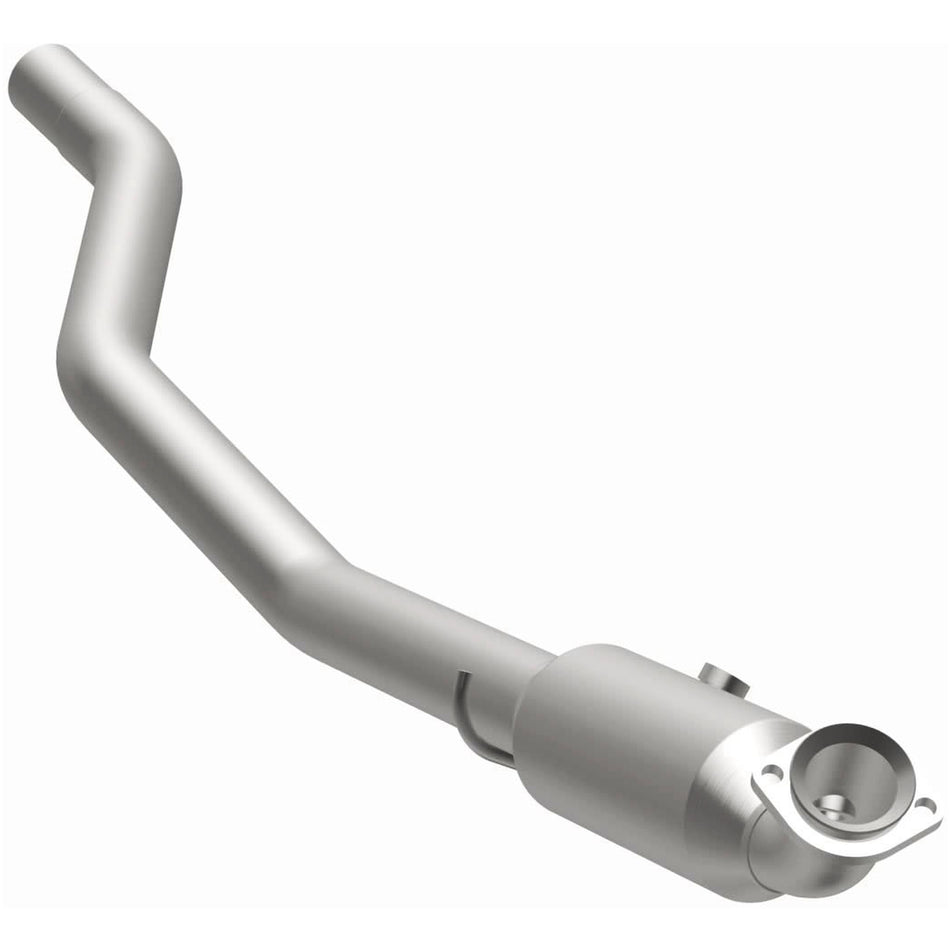 MagnaFlow Direct-Fit California Grade Catalytic Converter - 5551173