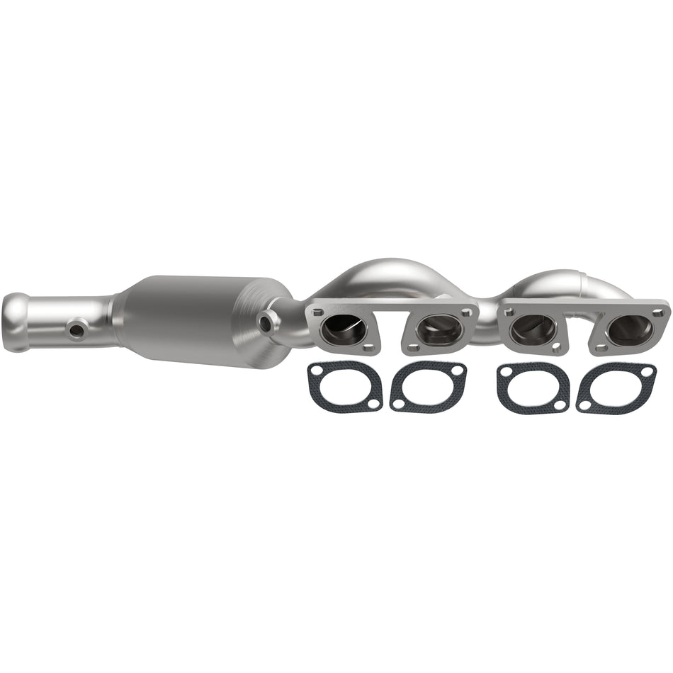 MagnaFlow Direct-Fit California Grade Catalytic Converter - 5551237