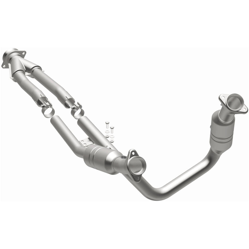 MagnaFlow Direct-Fit California Grade Catalytic Converter - 5551436