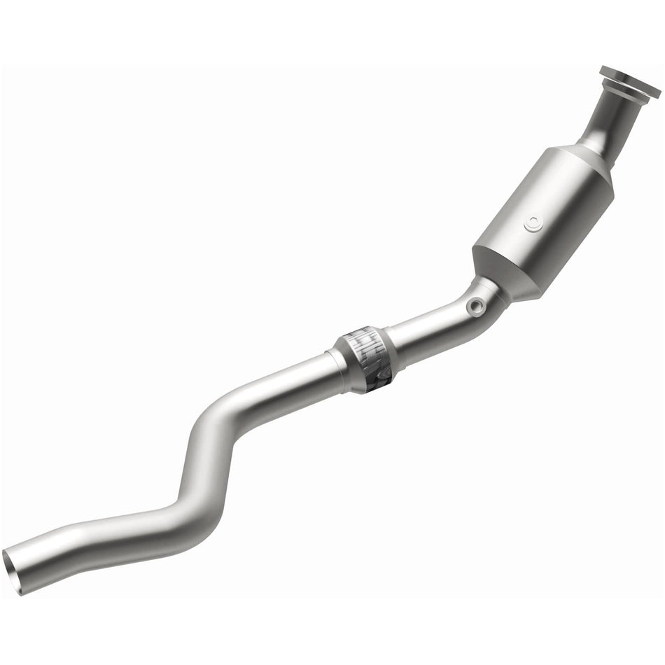 MagnaFlow Direct-Fit California Grade Catalytic Converter - 5561243