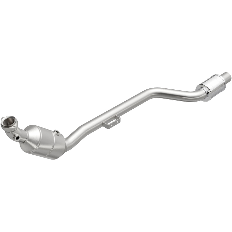 MagnaFlow Direct-Fit California Grade Catalytic Converter - 5561265