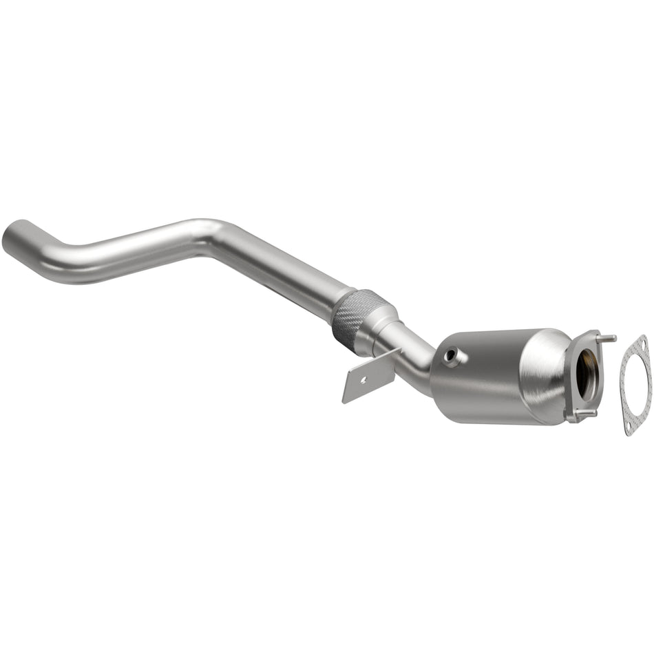 MagnaFlow Direct-Fit California Grade Catalytic Converter - 5561422