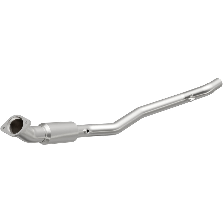 MagnaFlow Direct-Fit California Grade Catalytic Converter - 5561539