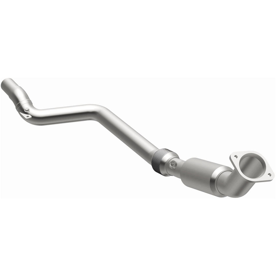 MagnaFlow Direct-Fit California Grade Catalytic Converter - 5561540