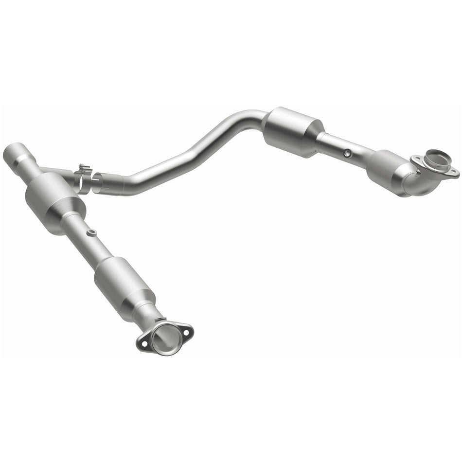 MagnaFlow Direct-Fit California Grade Catalytic Converter - 5582167